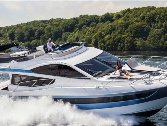 Noleggiare una Galeon Galeon 550 Fly a Castelnuovo