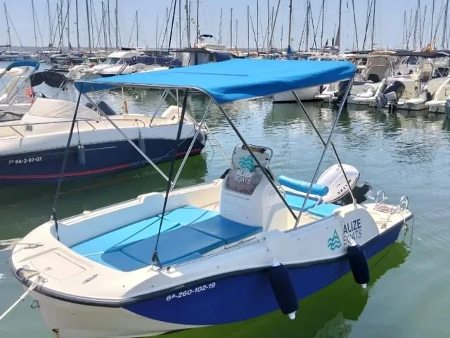 Noleggio Barca a motore con o senza skipper V2 BOATS a Can Pastilla