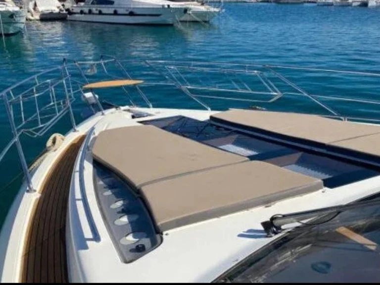 Noleggio barche Castelnuovo economico Galeon 550 Fly