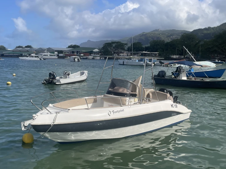 Noleggio a Victoria – fisherman Speedy 450 su SamBoat