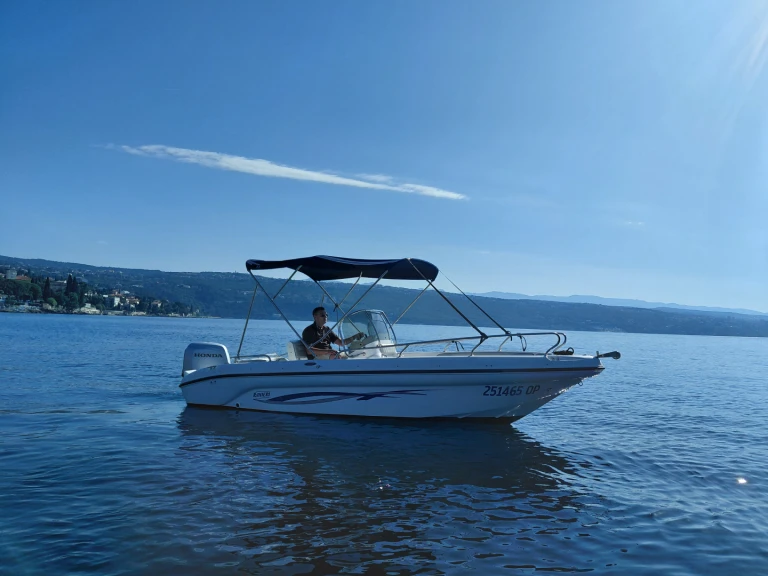 Noleggio barche Ranieri Open Voyager 19 a Opatija su Samboat