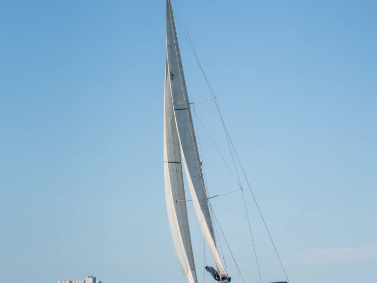 Jeanneau Sun Odyssey 42.1 da affittare a  Lisbona