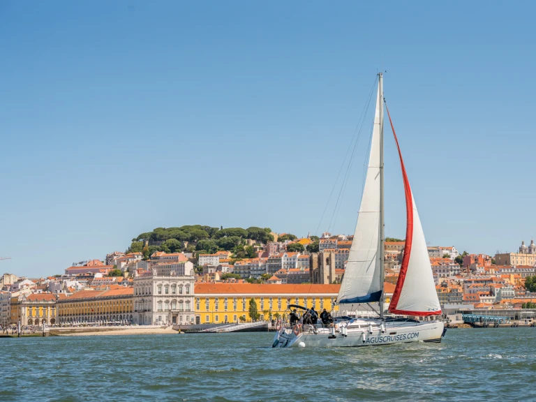 Noleggio a Lisbona – Jeanneau Sun Odyssey 42.1 su SamBoat