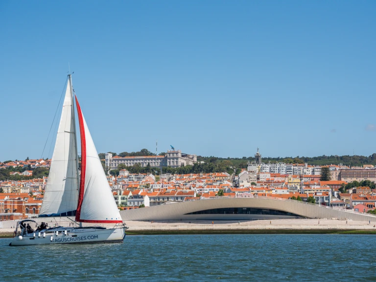 Noleggio barche Lisbona economico Sun Odyssey 42.1