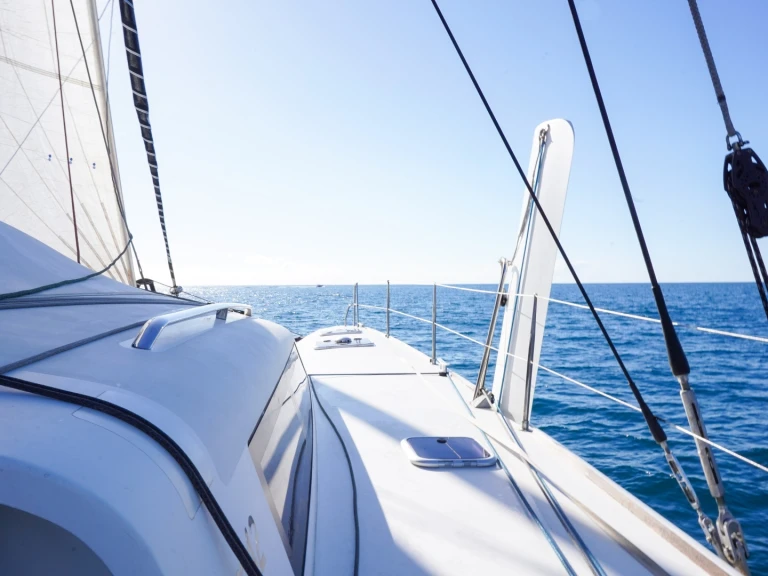 Catamarano a noleggio a Sitges al miglior prezzo