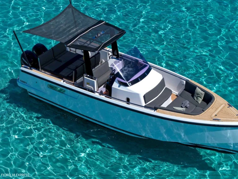 Noleggio barche Ibiza Town economico Fjord 38 Xpress
