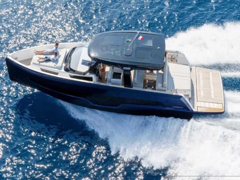 Noleggiare una Fjord Fjord 41 XL a Ibiza Town