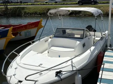 Noleggio barche Bénéteau Ombrine 630 a Sète su Samboat