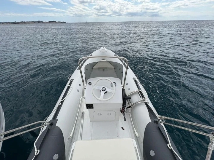 Noleggio Barca a motore Silver con patente nautica