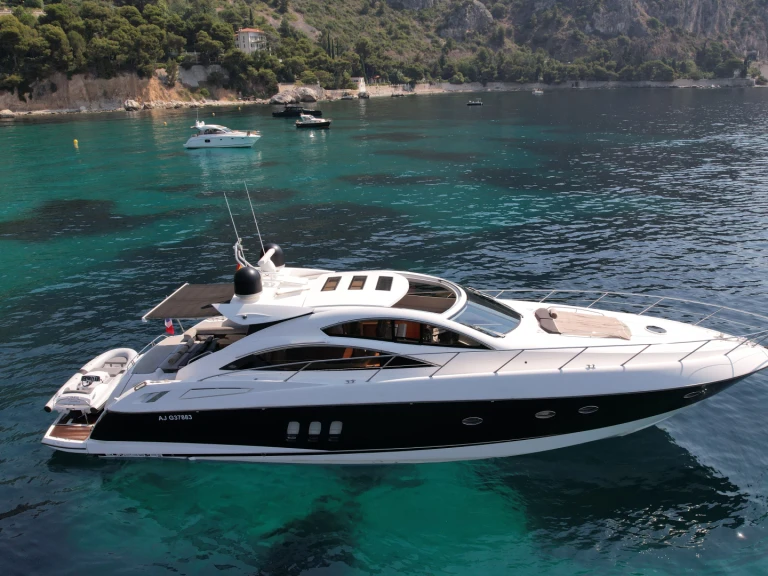 Noleggio barche Beaulieu-sur-Mer economico Predator 62