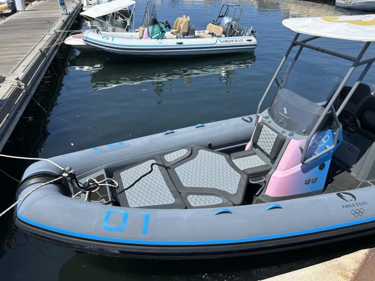 Noleggio Gommone Highfield con patente nautica