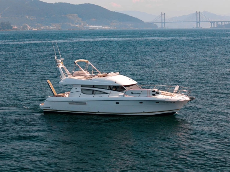 Jeanneau Prestige 460 Fly da affittare a  Vigo