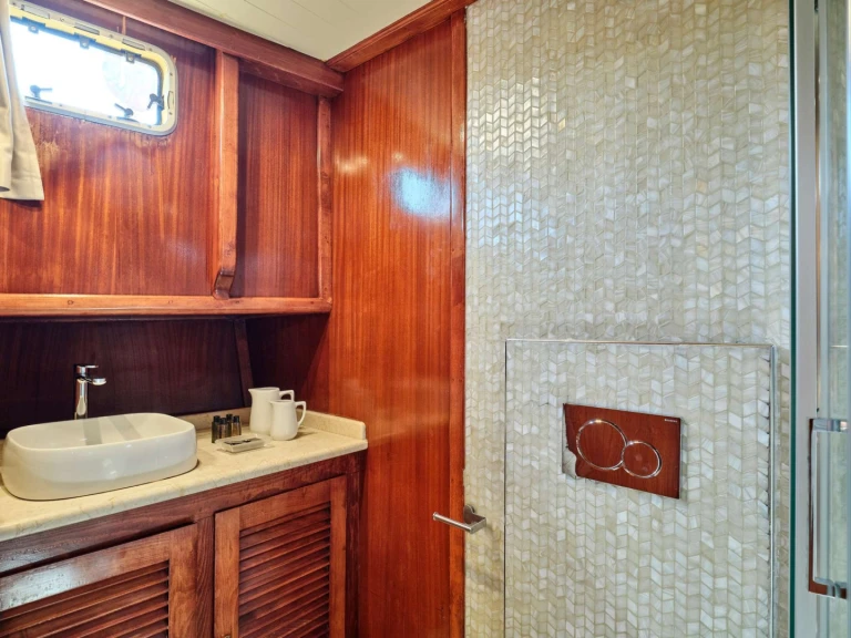 Noleggio a Álimos –  Ege Yat Motor Sailer su SamBoat