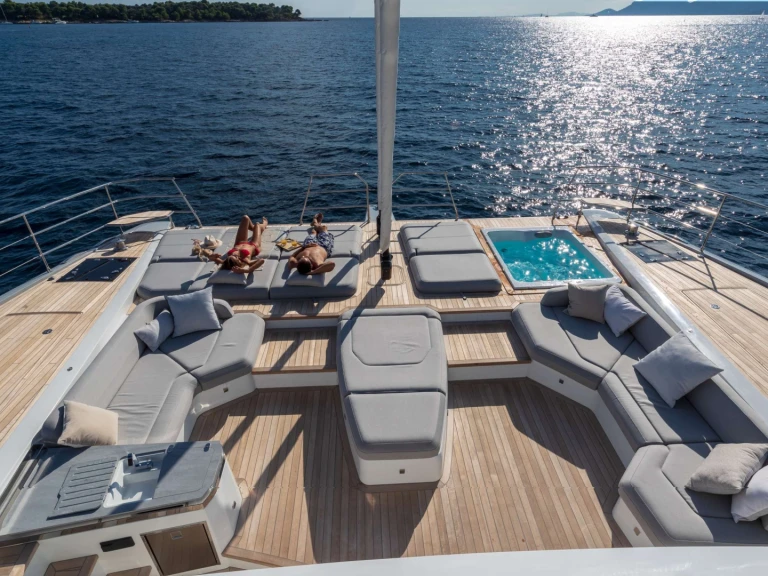 Noleggio Catamarano a Néa Péramos – Fountaine Pajot Fountaine Pajot Thira 80