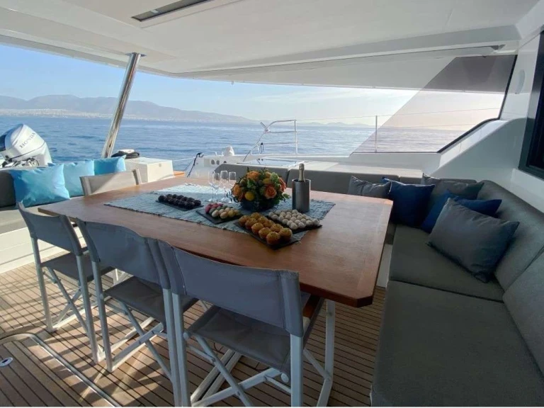 Noleggiare una Fountaine Pajot Fountaine Pajot Samana 59 (5 cab) a Álimos