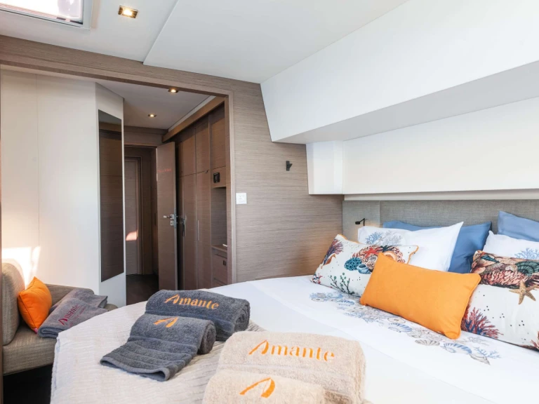 Noleggiare una Fountaine Pajot Aura 51 a Rodi (Citta)