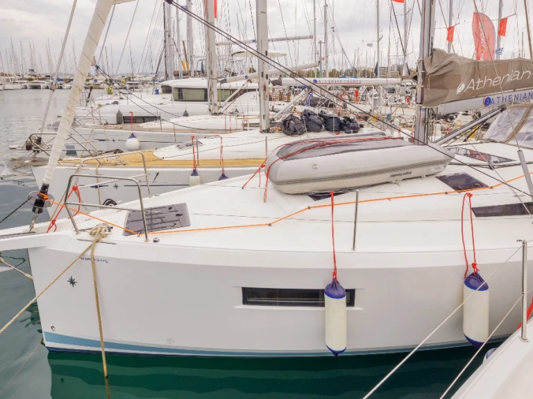 Noleggio barche Néa Péramos economico Sun Odyssey 440