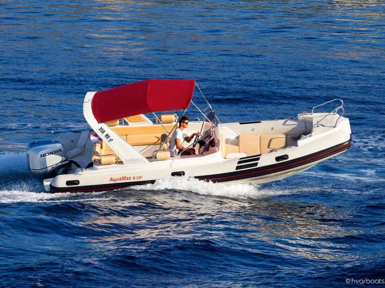 Noleggio Gommone Barracuda Yachts con patente nautica