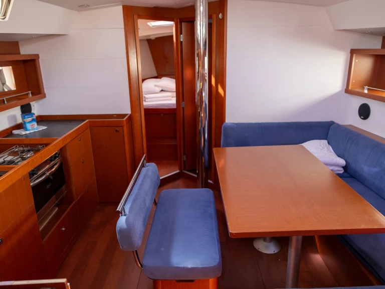 Noleggiare una Bénéteau Oceanis 45 a Zaravecchia (Biograd)