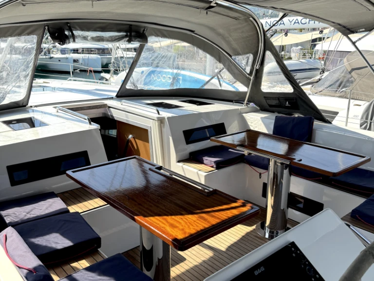 Noleggio Barca a vela a Castelli – Bavaria Bavaria C50 Holiday - 5 cab.