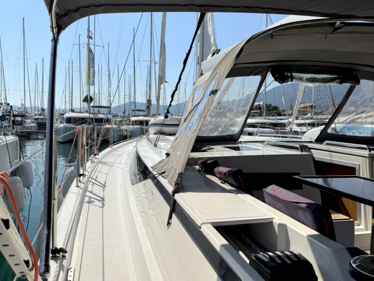 Noleggio Barca a vela con o senza skipper Bavaria a Castelli