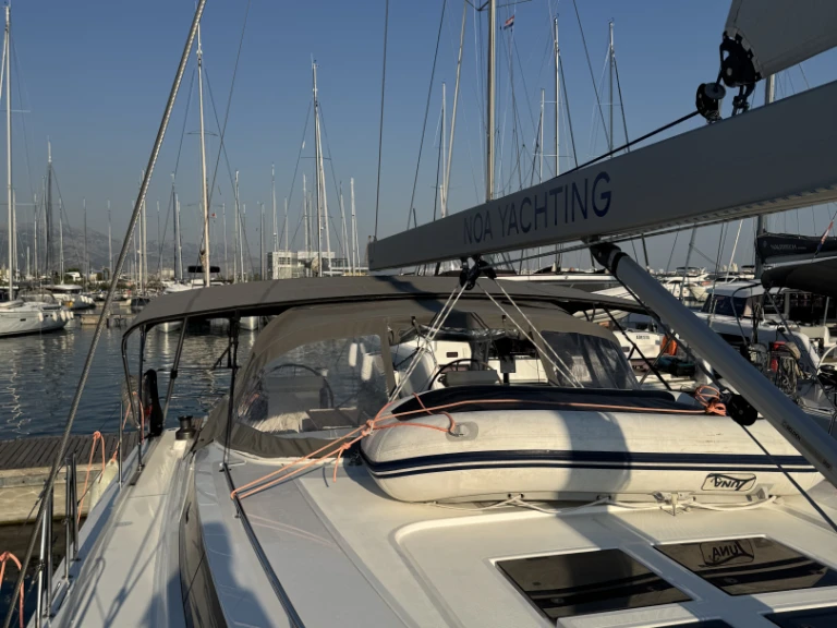 Barca a vela a noleggio a Castelli al miglior prezzo