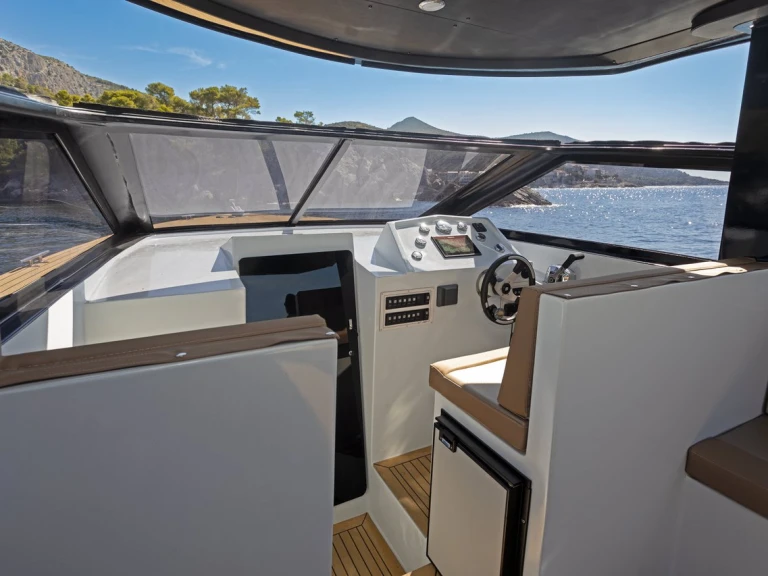 Noleggio barche Custom Made XP 38 a Lesina (Hvar) su Samboat