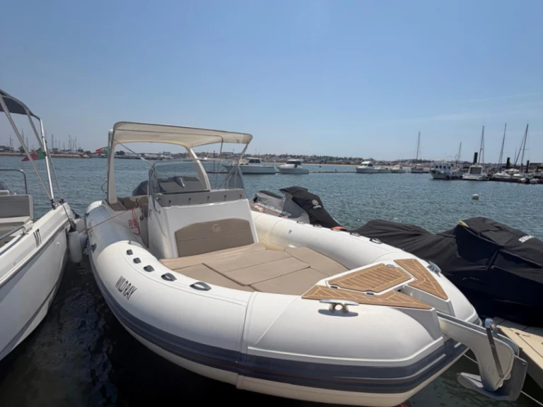 Noleggio Gommone con o senza skipper Capelli a Portimão
