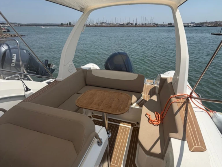 Noleggio a Portimão – Capelli Tempest 850 su SamBoat
