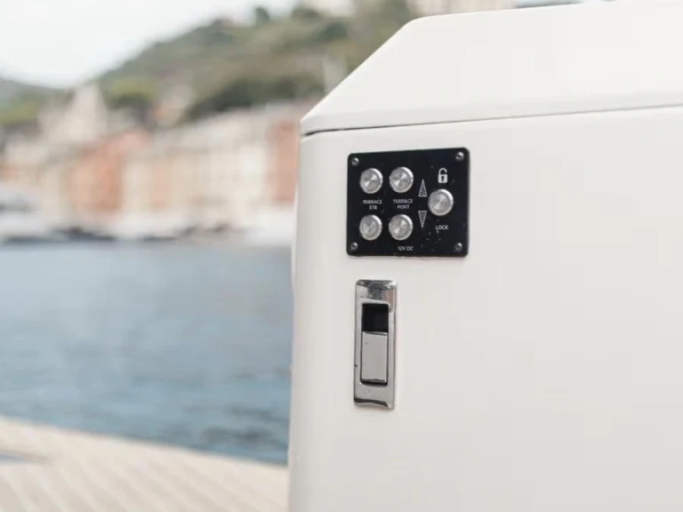 Noleggiare una Saxdor Saxdor 400 GTO a Golfe de Saint-Tropez