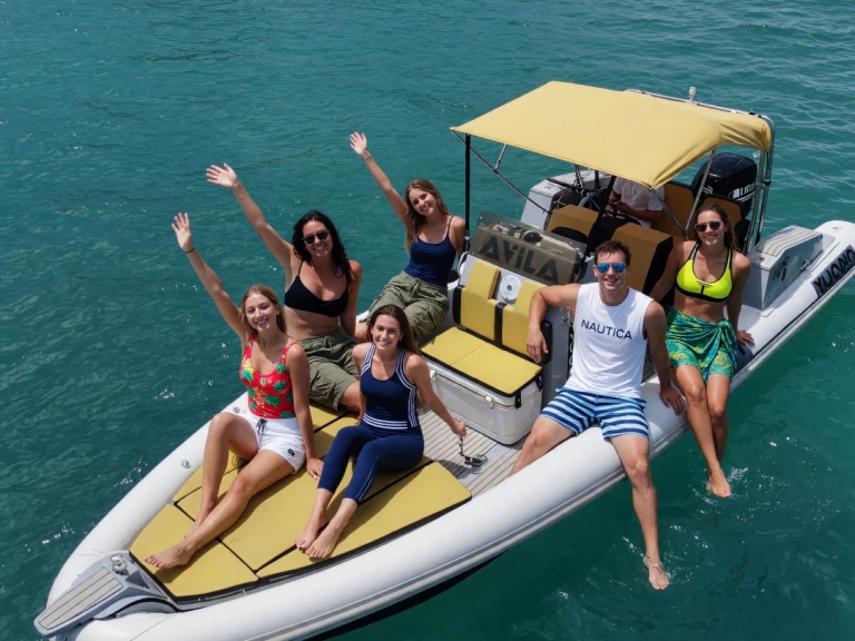 Noleggio a Santa Eulària des Riu – Avila Tuono TYPE 7 su SamBoat