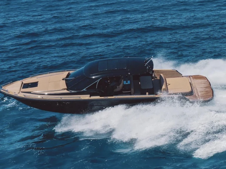 FORZA FOCUS 37 da affittare a  Monaco
