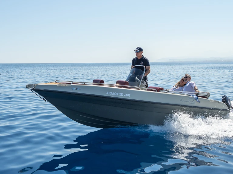 Noleggio Barca a motore con o senza skipper Nireus a Pantánassa