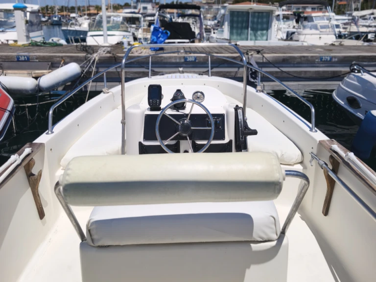 Noleggio Barca a motore con o senza skipper Marinello a Saint-Raphaël