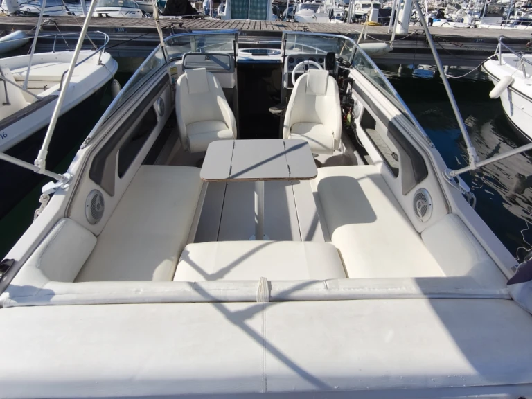 Noleggio a Saint-Raphaël – Four Winns Sundowner 195 su SamBoat