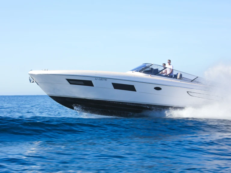Noleggio barche Cannes economico Itama 45