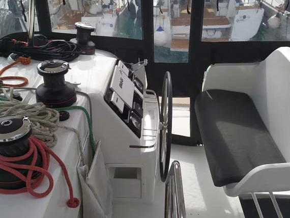 Noleggio Catamarano Lagoon con patente nautica