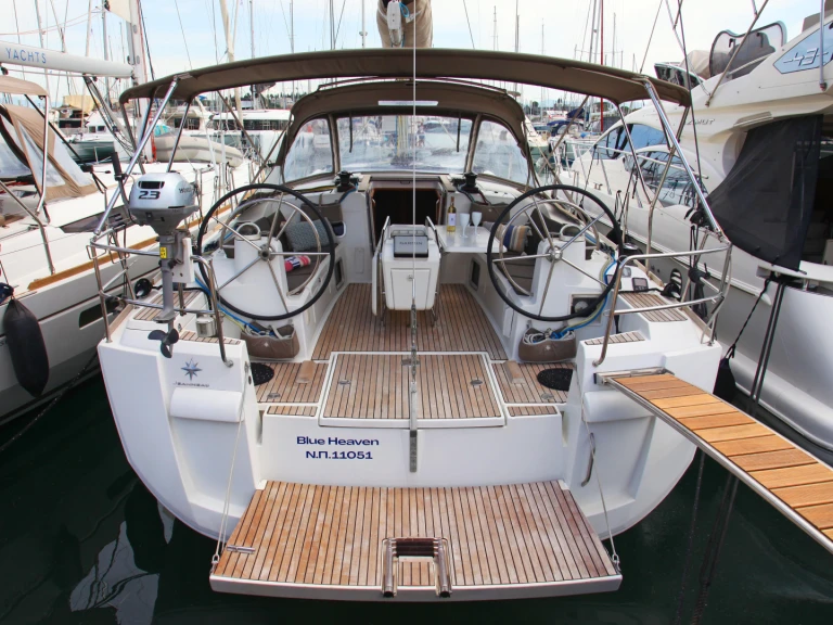 Noleggiare una Jeanneau Sun Odyssey 469 a Benítses