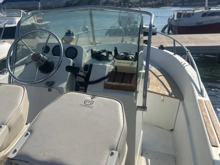 Noleggio Gommone con o senza skipper Sacs a Pinarellu