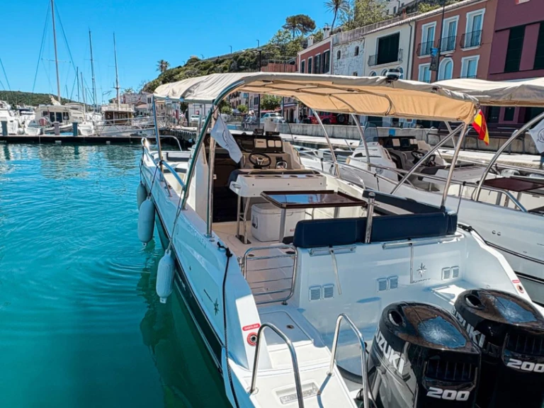 Noleggio a Mahón – Jeanneau Cap Camarat 9.0 CC su SamBoat