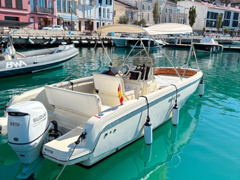 Noleggiare una Invictus  Invictus 190 FX a Mahon Port
