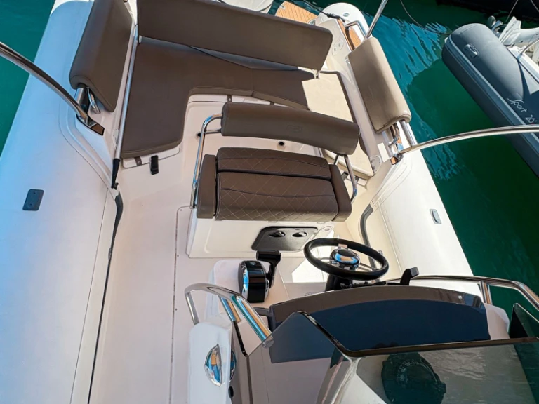 Noleggio barche Bwa Sport 26 GTO a Mahón su Samboat