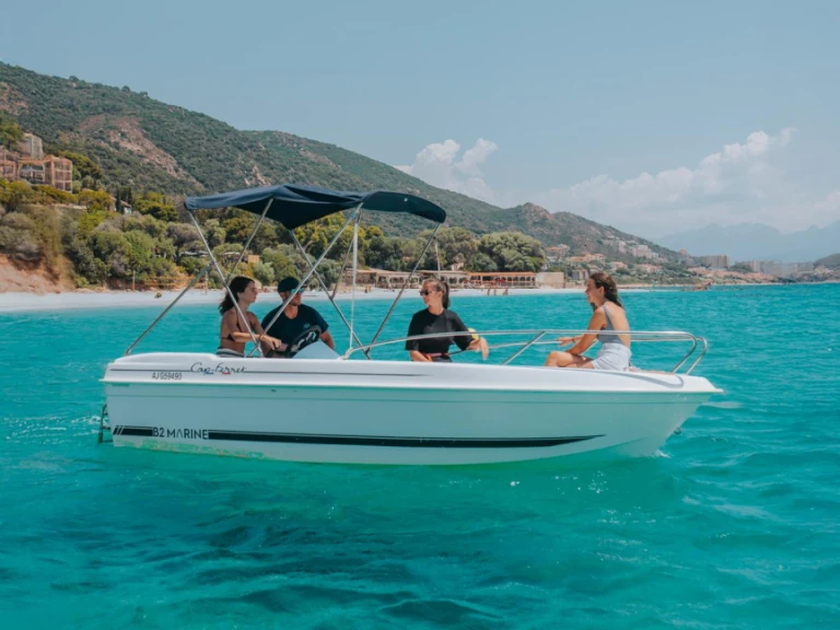 Noleggiare una B2 Marine Cap Ferret a Ajaccio