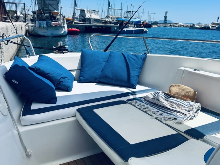 Noleggio barche Quicksilver Quicksilver 505 Commander a Carro su Samboat