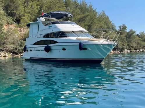 Noleggiare una Carver bridge a Altınkum