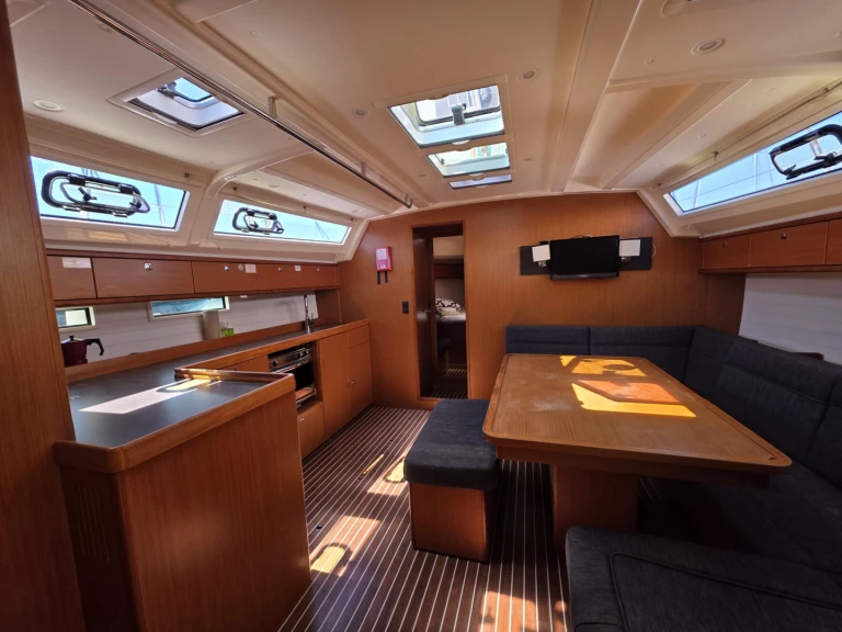 Noleggio Barca a vela a Novi – Bavaria Cruiser 46