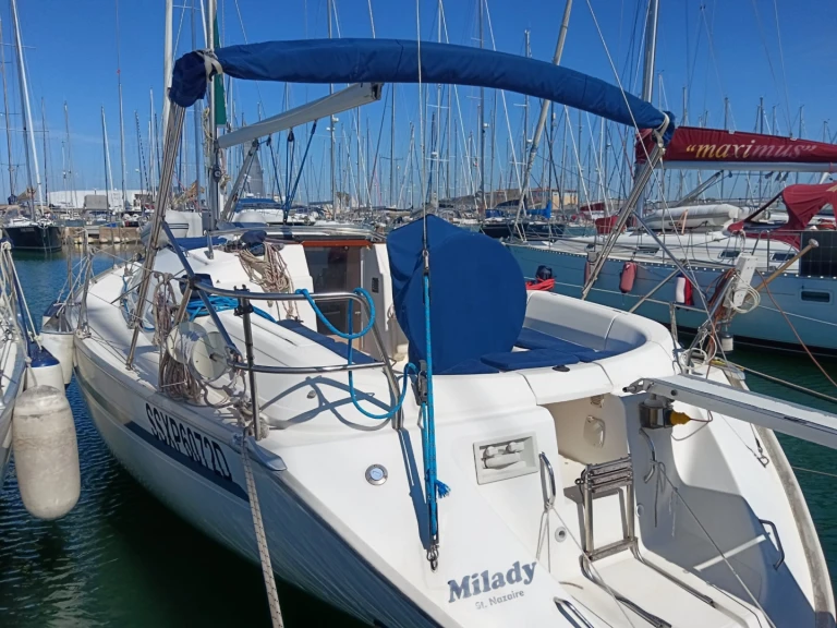 Barca a vela a noleggio a Genova al miglior prezzo