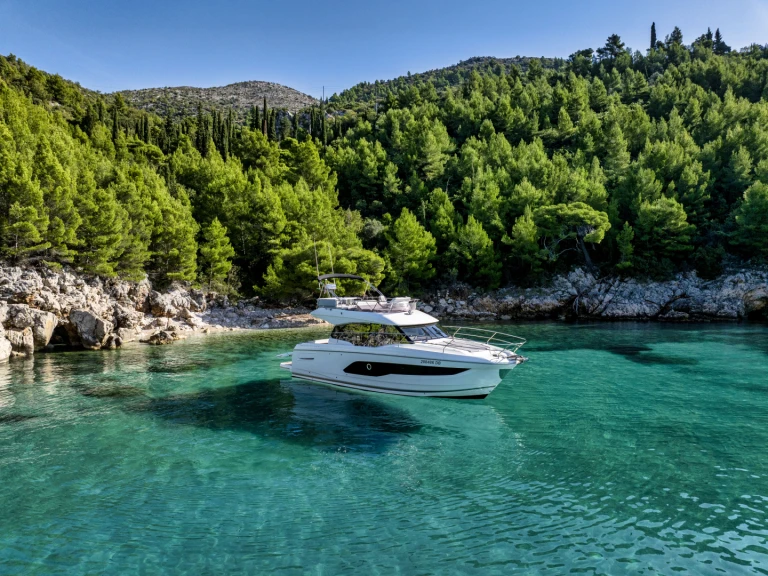 Noleggio barche Ragusa (Dubrovnik) economico Prestige 420 Fly