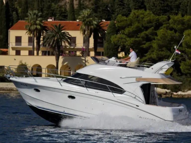 Noleggio barche Novaglia (Novalja) economico Antares 36