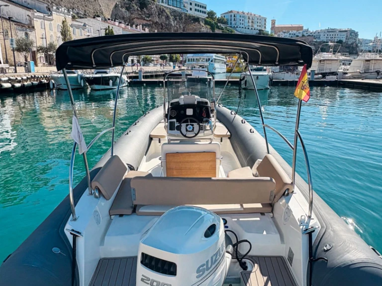 Noleggio Barca a motore Bwa con patente nautica